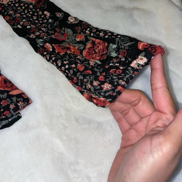 Floral blouse Maurice’s - Picture 4 of 5